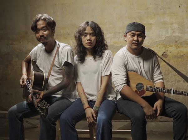 เพลงพิณถิ่นอีสานสไตล์ จุลโหฬาร